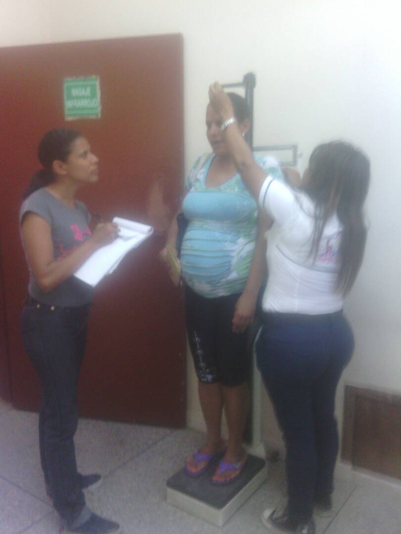 ceibelbosque's tweet photo. El CEIA El Bosque Lindo incorporado al  *Plan Estadal de Atención Nutricional del Estado Miranda* para contribuir con la atención que nuestro pueblo necesita. Vamos todos con entusiasmo a garantizar el éxito de este plan. @FNNSimon
@magallyvina
*#ConAmorSeguimosLaMarcha* https://t.co/ozSQCKJVOn