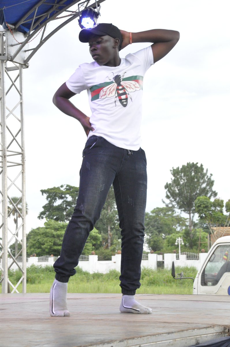 phauganda's tweet photo. #fpmundongo Using edutainment as means of family planning sensitization. @WomenDeliver @YoSpace_Ug @reachahand @FP2020Global @YALINetwork #fpmundongo more presentation from young people. https://t.co/9a2oSDg3s5