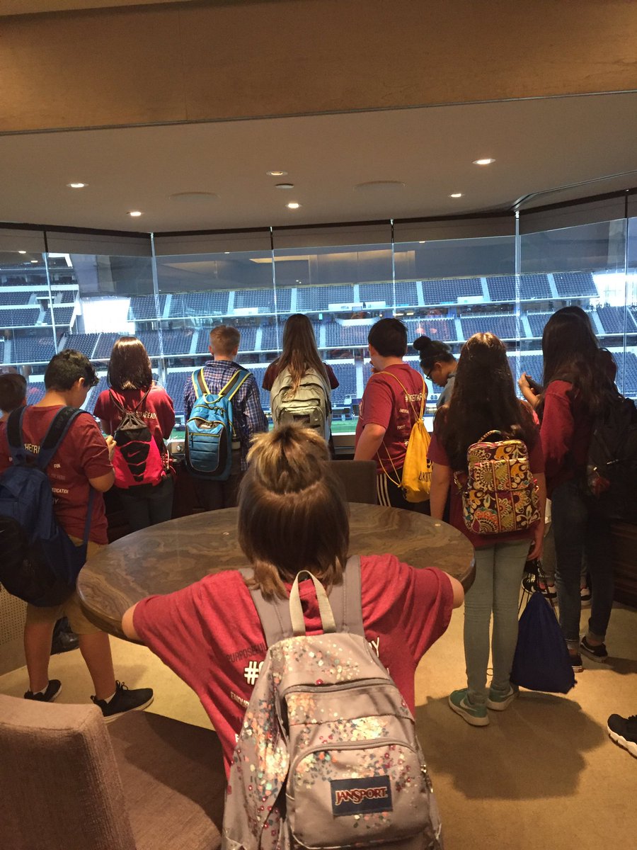 HFMSorchestra's tweet photo. Having a blast touring the cowboys stadium! @HuffinesMS https://t.co/CrpsUmlros