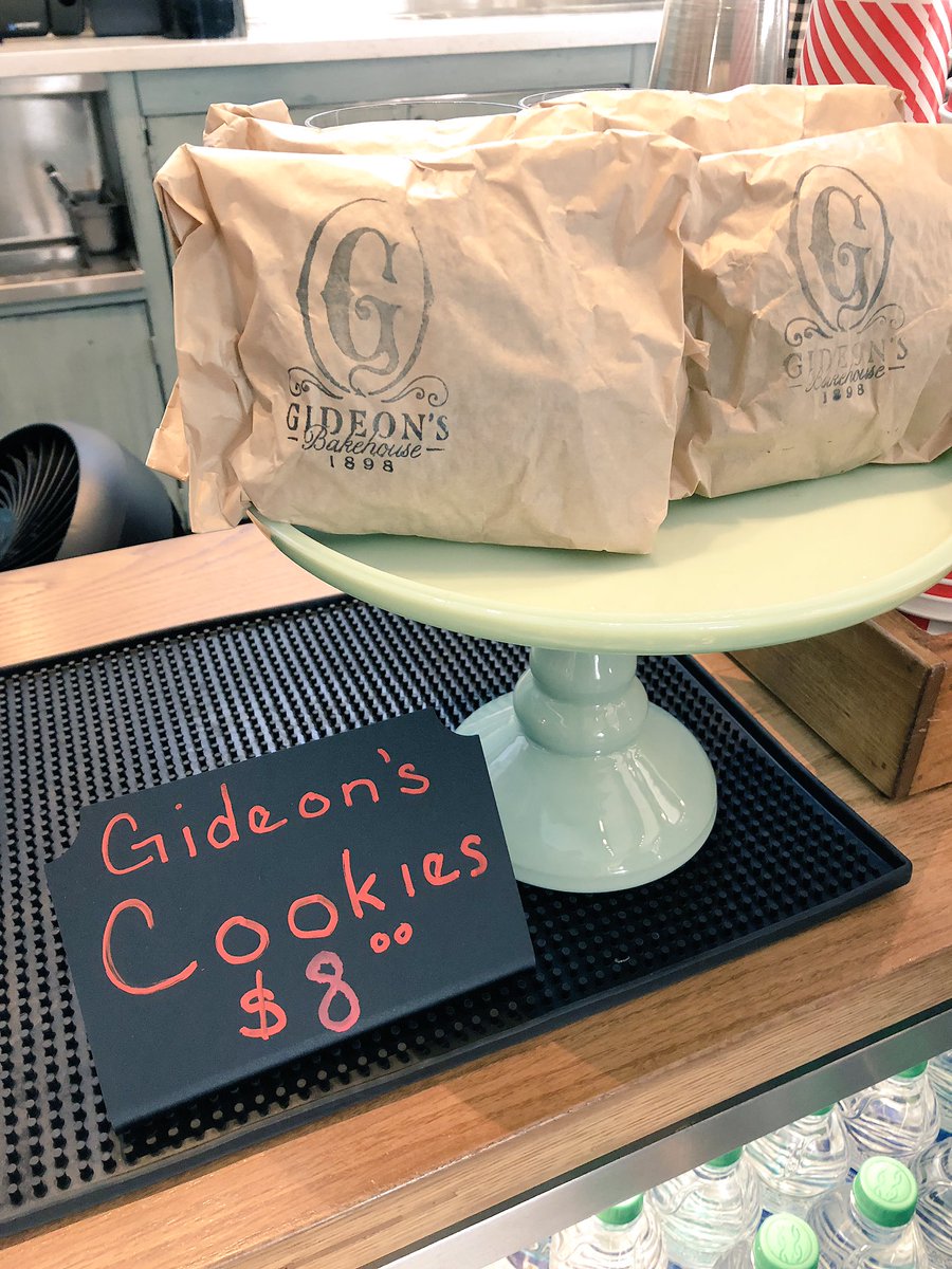 Mousesteps's tweet photo. Gideon's cookies are in stock currently at The Polite Pig. #disneysprings @thepolitepig https://t.co/WZmPnpkoTI
