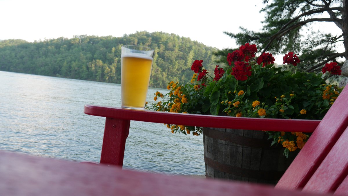 symGLASS tweet media