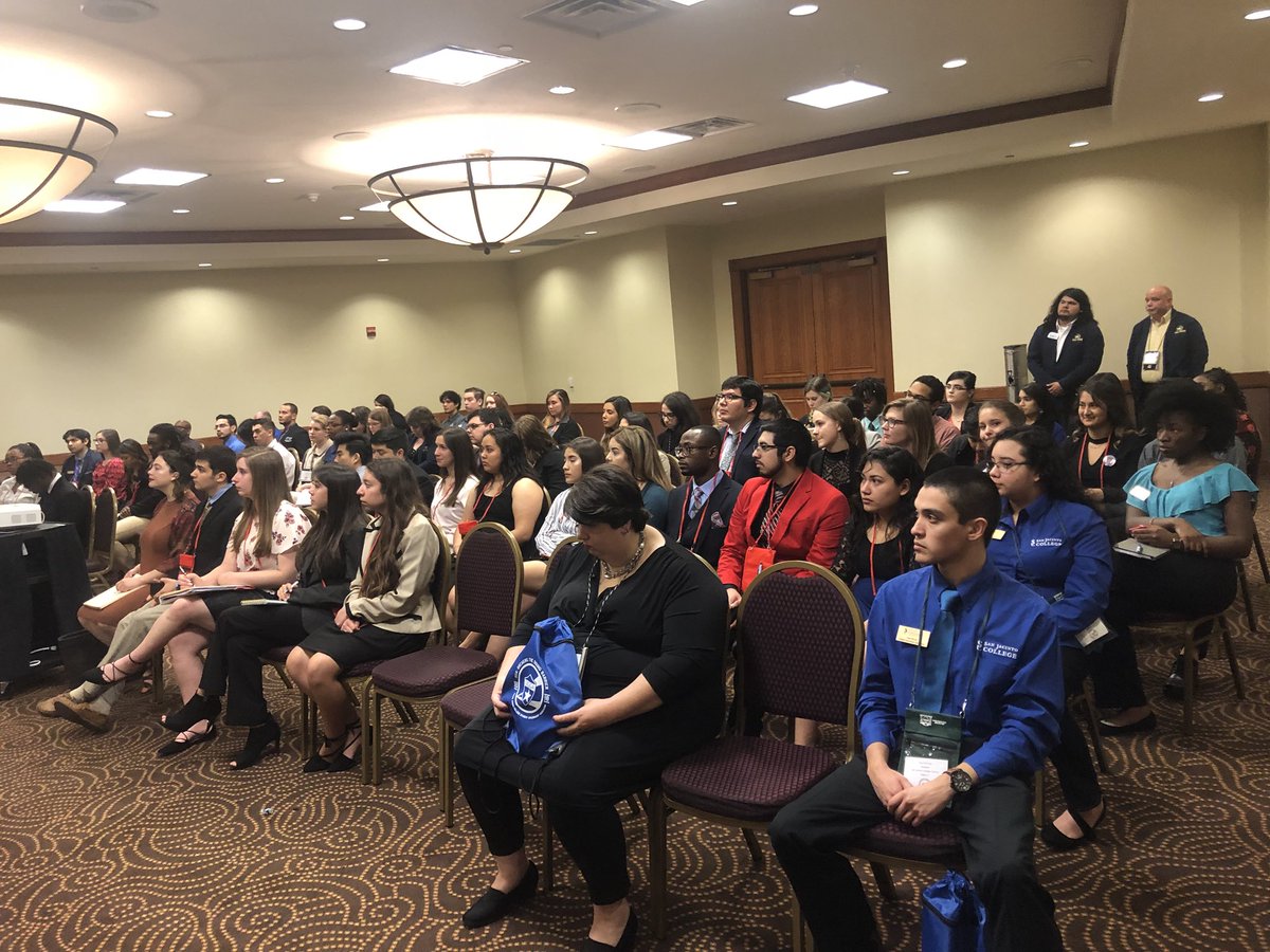 TJCSGA's tweet photo. Workshops were awesome!! A special thank you to all of our speakers! Also a special speaker to all of the delegates who attended! I hope everyone got something out of them!! #tjcsga #barrierbreakers https://t.co/t5QxIDzjPl