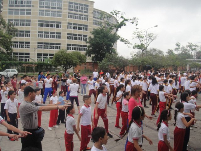 INCRET_SC's tweet photo. Celebrando el día Internacional de la Actividad Física en el parque Metropolitano junto con la mesa del Vivir Bien, El INCRET Táchira siempre dispuesto en las actividades recreativas que lleven alegría y felicidad a nuestro pueblo, somos INCRET, somos Sociales, Somos paz. https://t.co/kLZCpya3zV