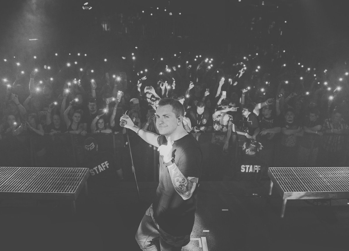 Kurt_Mackey's tweet photo. #BirthdayBoySwag https://t.co/xDUdXh4Sfj