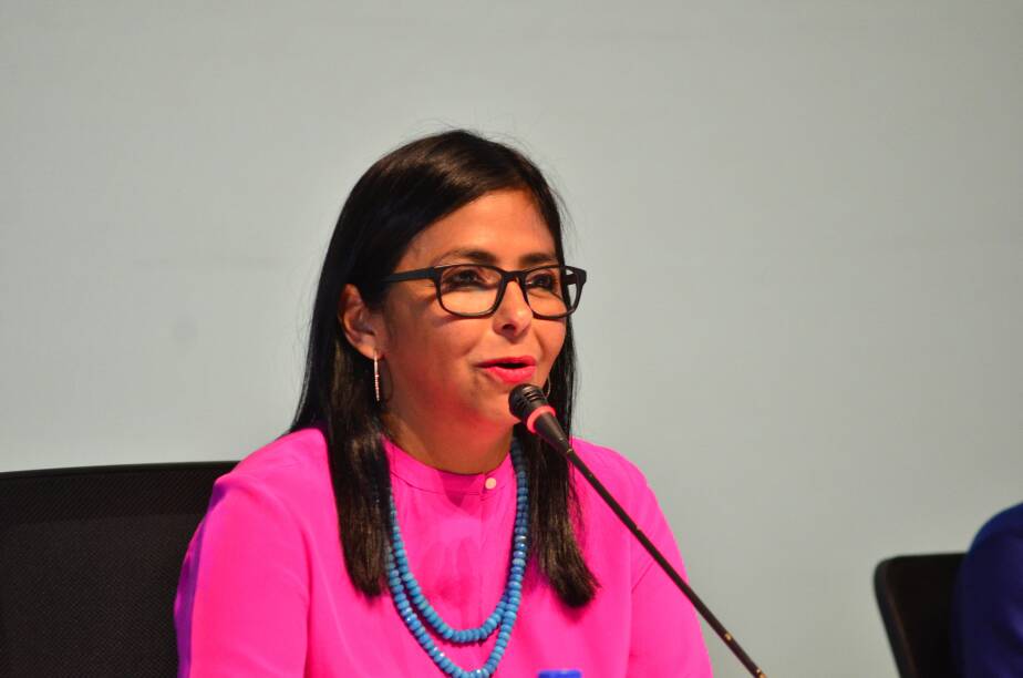 VTVcanal8's tweet photo. #EnDirecto 🔴 | Sec. General del Movimiento Somos Venezuela @DrodriguezVen: Lo que Panamá realizó no son sanciones, son agresiones que realizan hacia nuestro país y ante esas sanciones nosotros aplicamos la legalidad #ConAmorSeguimosLaMarcha https://t.co/d4WkA229Al