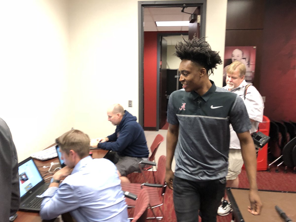 SheldonWBRC's tweet photo. Collin Sexton declares his eligibility for the upcoming NBA Draft. I’d be smiling too! #soontoberich https://t.co/4LXNROm4dE