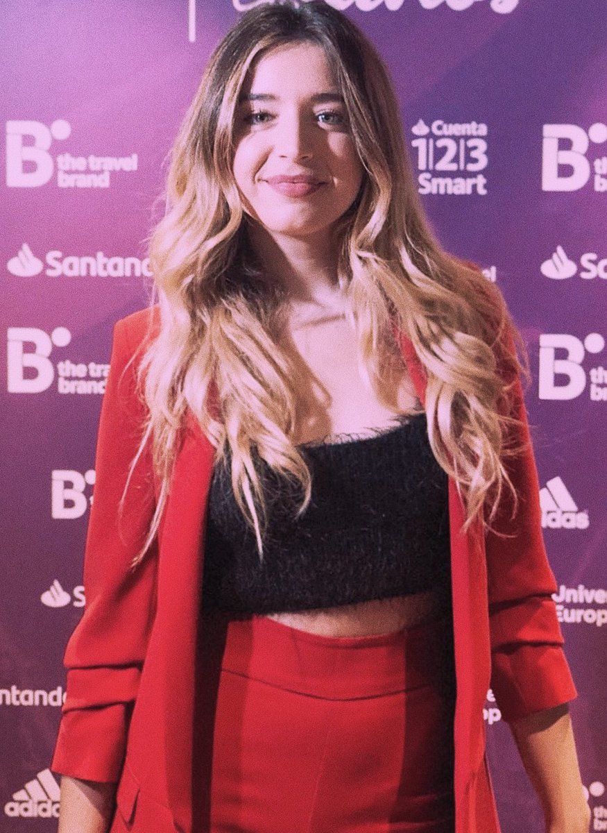 mimiarchxve's tweet photo. ❤️🖤 https://t.co/nZy2oWE4lA