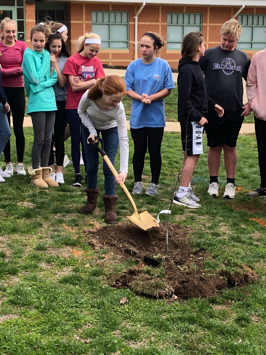 LaSalleMS's tweet photo. 8th grade students displaying Leadership in Action.  Tree planting and charity donations to The Mighty Oakes Foundation. #LSMScares #LSMSproud @LaSalleSpringsM @LaSalleSprings https://t.co/xd2ZTLBs2S