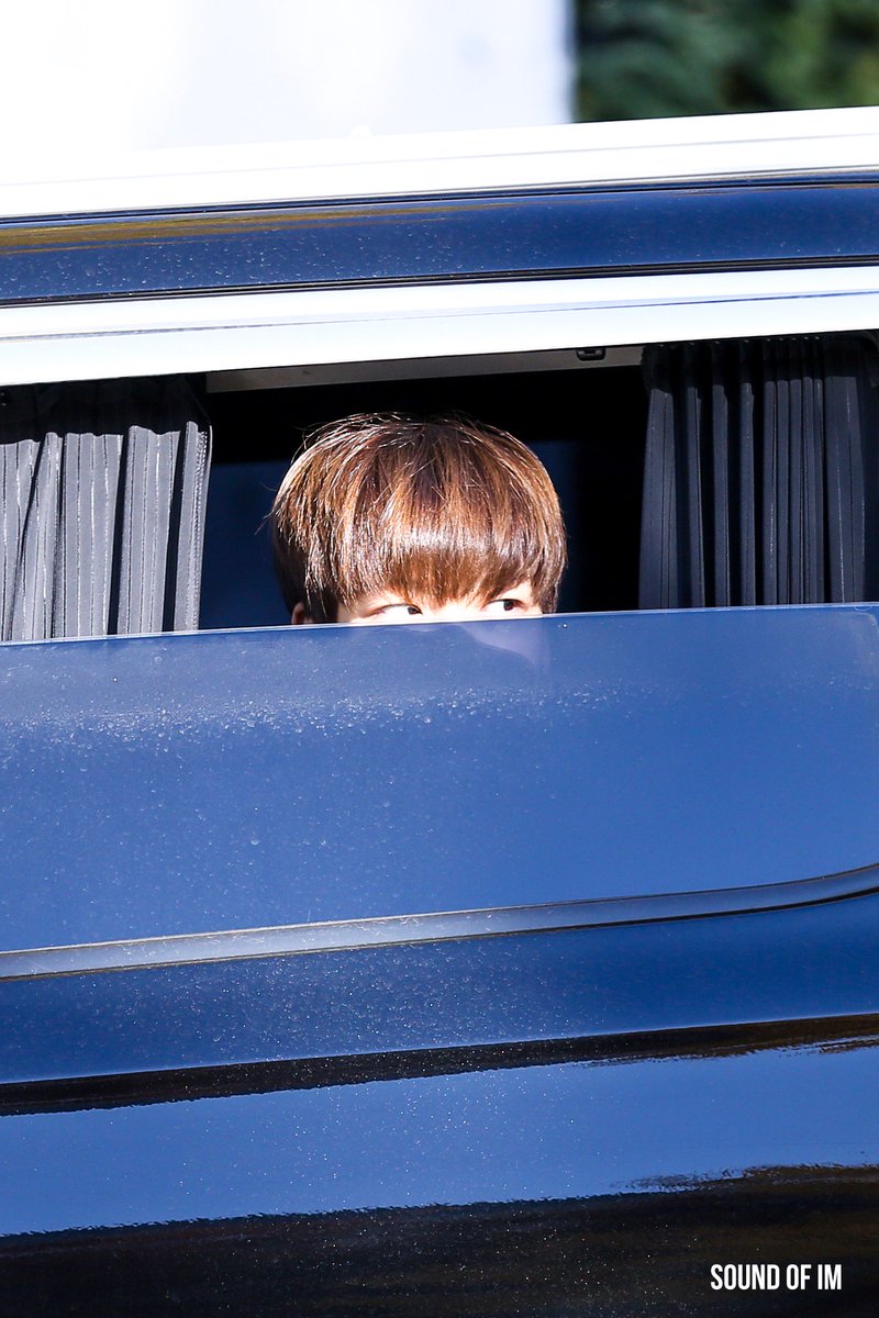 SOUNDOFIM's tweet image. 171114

Peek-a-boo  🦊

#기중 #김기중 #유앤비 #아이엠 #IM #UNB #KIJUNG