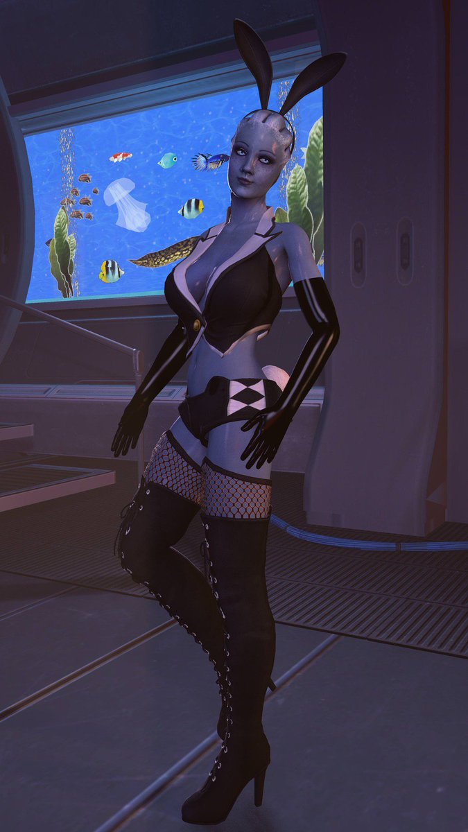 Liara T'Soni (@azuretsoni) on Twitter photo 