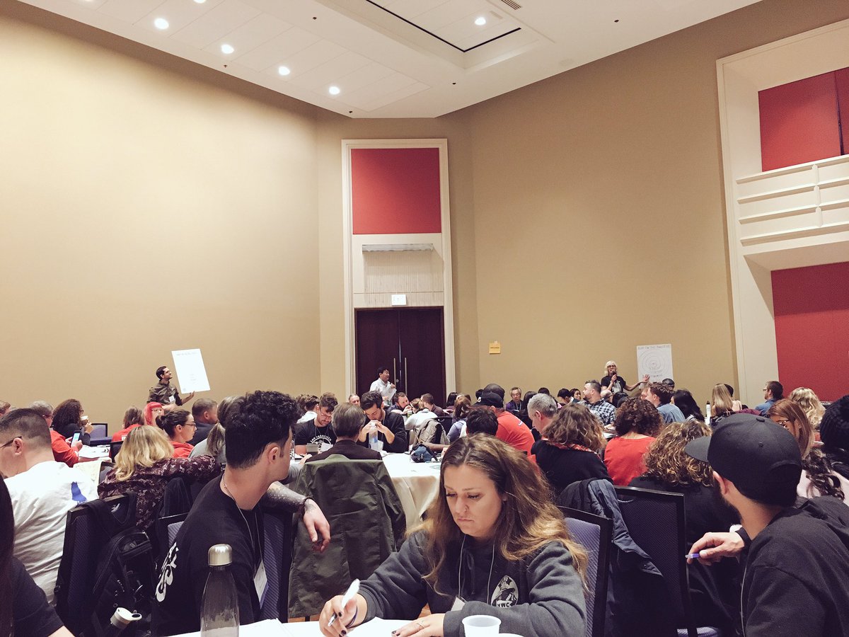 promise__li's tweet image. 'Secrets of a Successful Organizer: Beating Apathy' panel with Jane Slaughter and Joe DeManuelle-Hall #labornotes #LN2018 #Labornotes2018