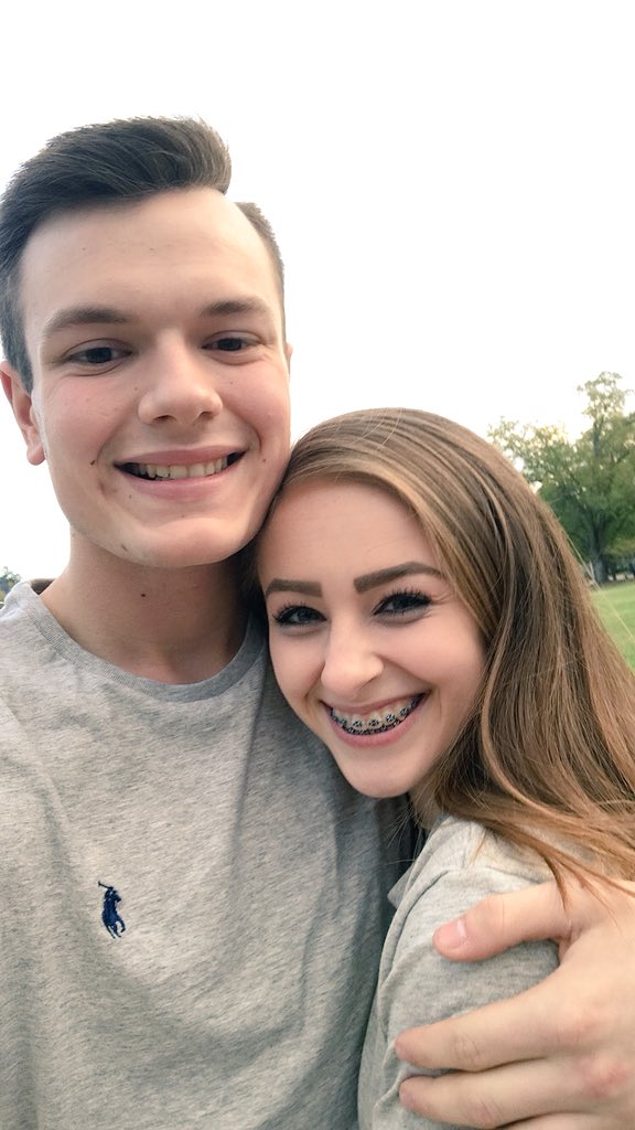 cam_layne's tweet photo. A little appreciation post for the sun to my shine @lorenriley 💜 https://t.co/Ef8dyfBb1k