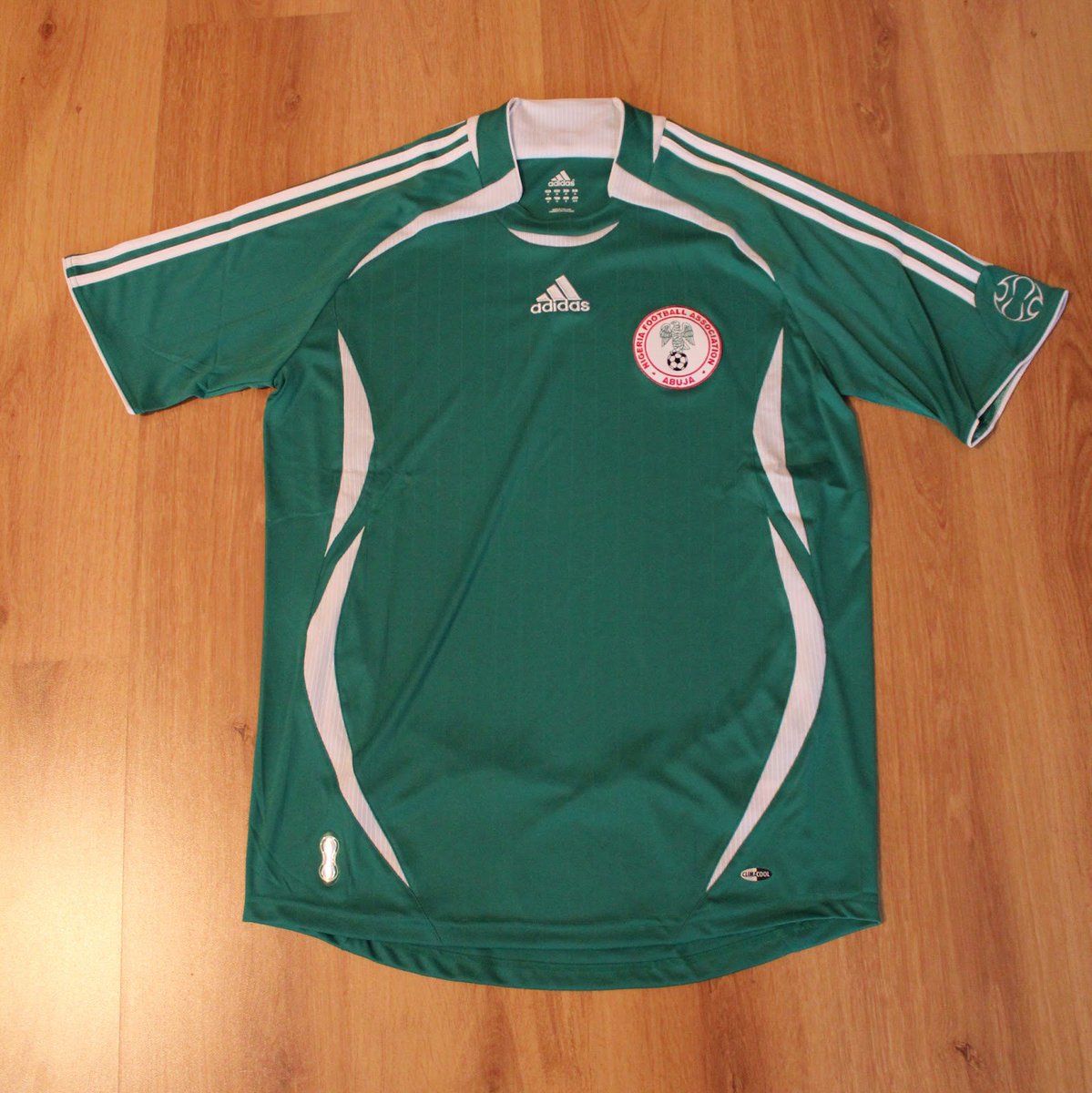 santi_bauza's tweet photo. @LaCasacaBlog #VTLC #CasacasSinMundial Suecia 2010 y un lindo compilado de selecciones africanas en 2006, donde la CAN nos dio un gran "qué pasaría si" https://t.co/5K7foMOztC