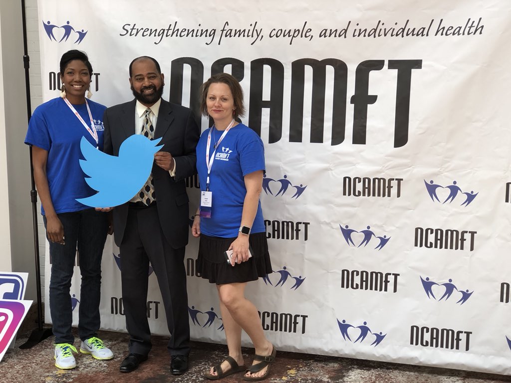 NCAMFT's tweet photo. Just some doctors taking a selfie!
#NCAMFT2018 #ofwallsandwars #MFTrocks https://t.co/4xe9pQjEHM