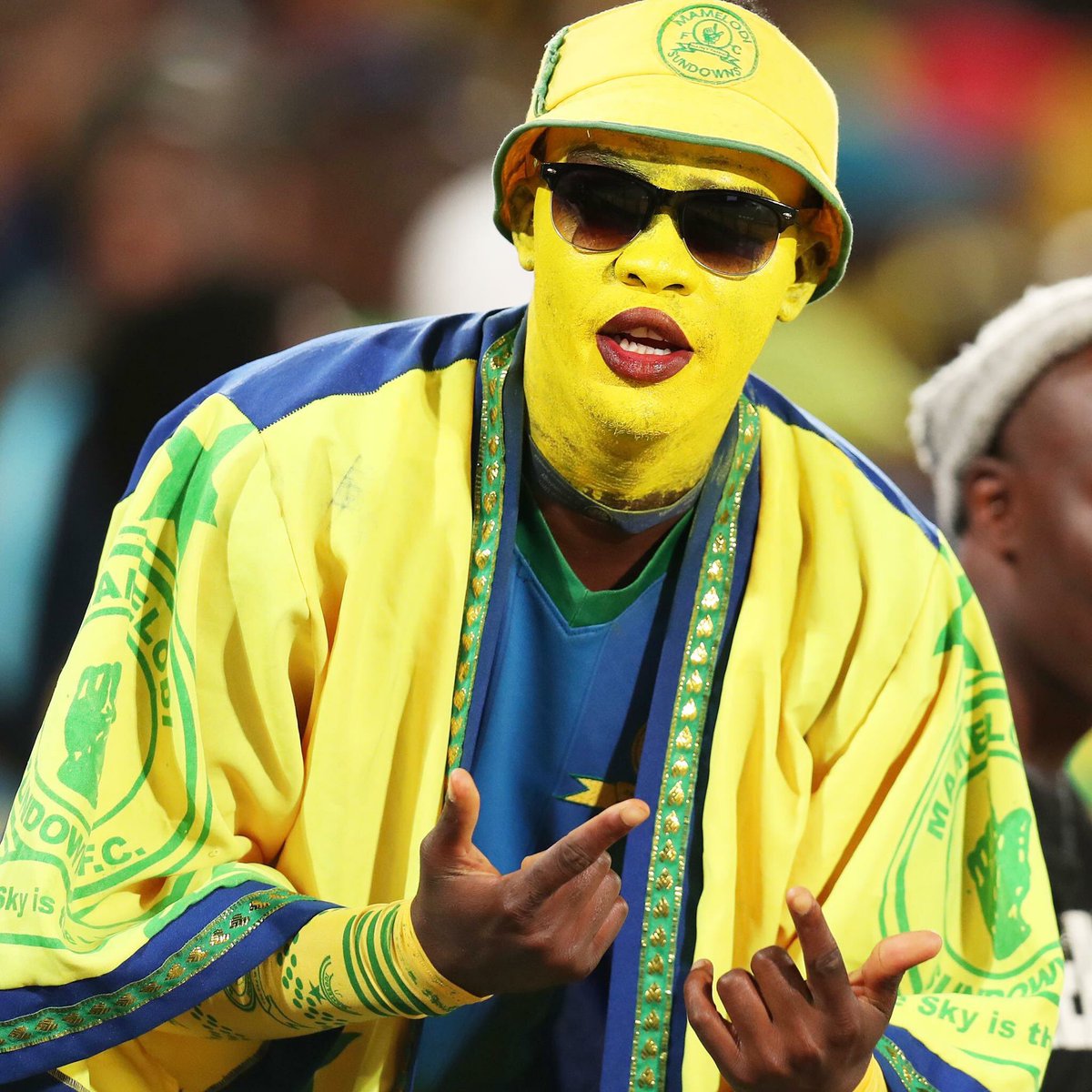 Your support has been incredible this season Masandawana! Will you be with us on Sunday?
➖
🔘 Baroka FC Vs. Mamelodi Sundowns
📆 04.08.2018
🏟 Peter Mokaba Stadium
🏆ABSA Premiership
⏰3:00 PM
#️⃣ #Sundowns #AbsaPrem