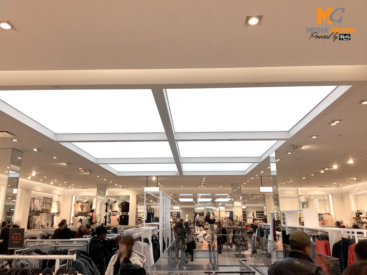 MediaGraph_Inc's tweet image. Media Graph creates unique lighting displays that are custom to every client&apos;s needs.
#mediagraph #lighting #store #ceiling