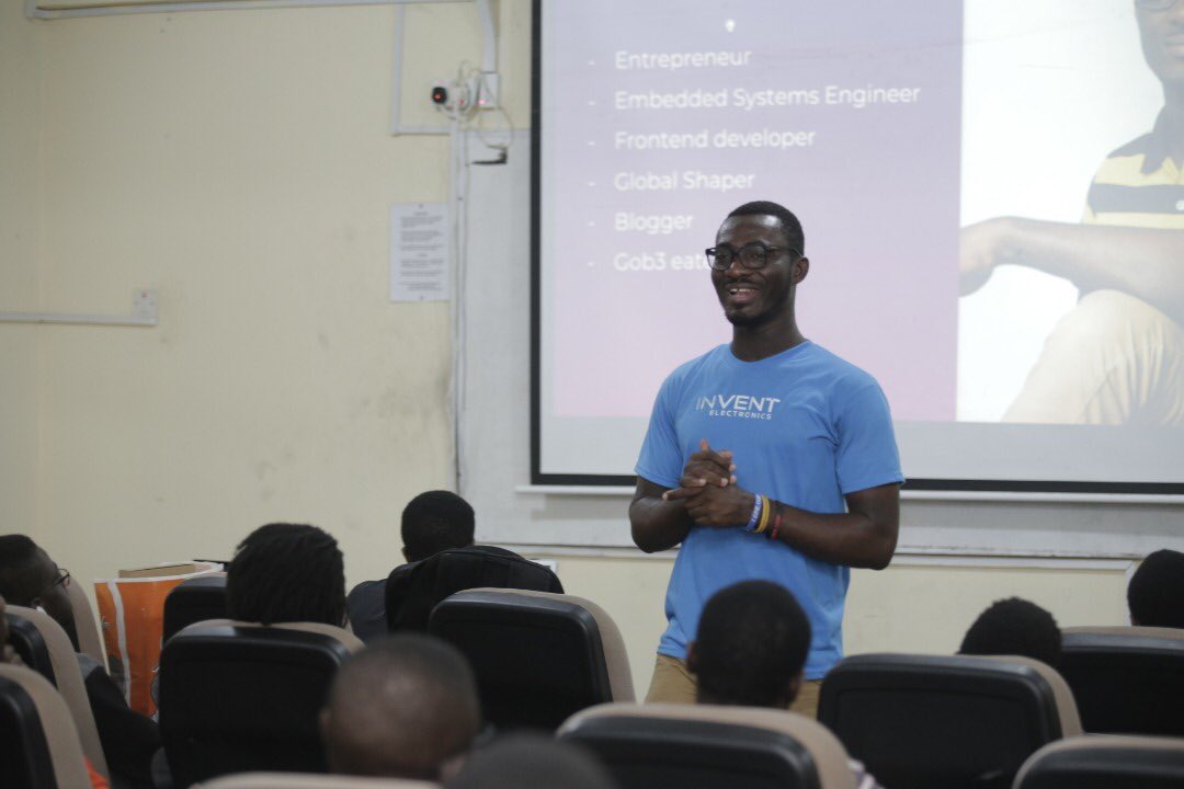 Barcampghana's tweet photo. @hacklabgh @darteymedia @KumasiHubGSC @watsuptek @StanbicBankGH @devinvogue @VodafoneGhana @Techtodaygh #GYSEC2017's @isaacsesi sharing at a #Hacklab2018 forum on IOT in #Kumasi. Cc @Barcampkumasi
#iotghana
Photos via @hacklabgh
https://t.co/whOHJPhTUh