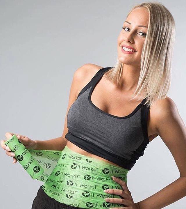 HoldmyLatte's tweet image. Did you get your BOGO Wraps yet?

Don't forget to grab some Fab Wrap to help hold that #CrazyWrapThing in place! 😏