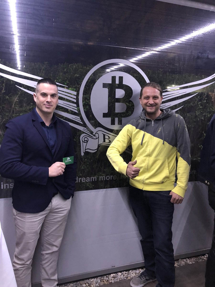 jurepirc's tweet photo. .@Bitnik_eu with #BitcoinBar ceo. https://t.co/LsYE0MLRdr coming soon #WhenLocoins #WhenBitnik https://t.co/s7Vhrf0iBH