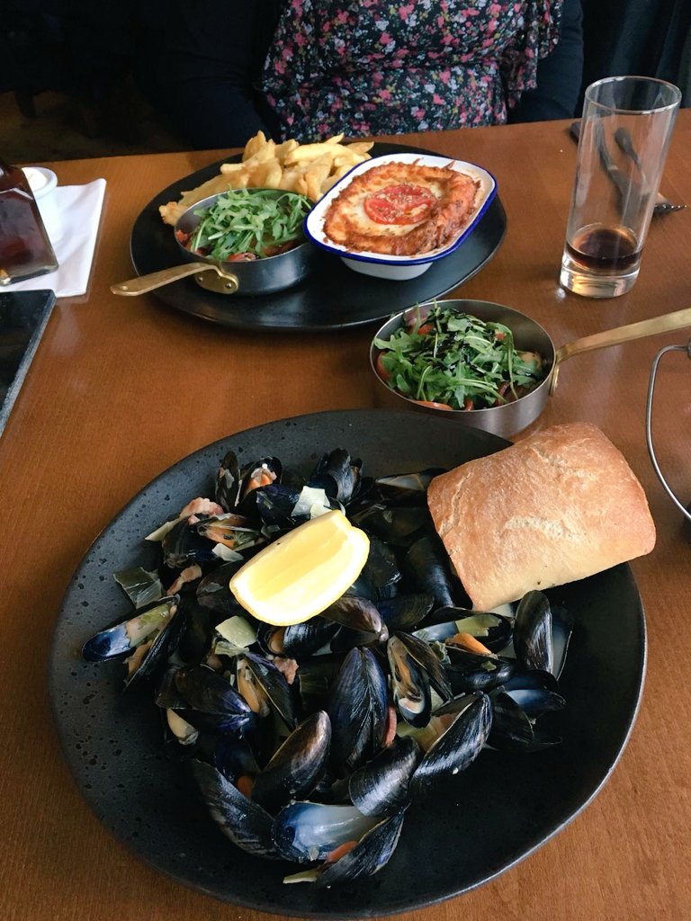 Beth Davies tweet media