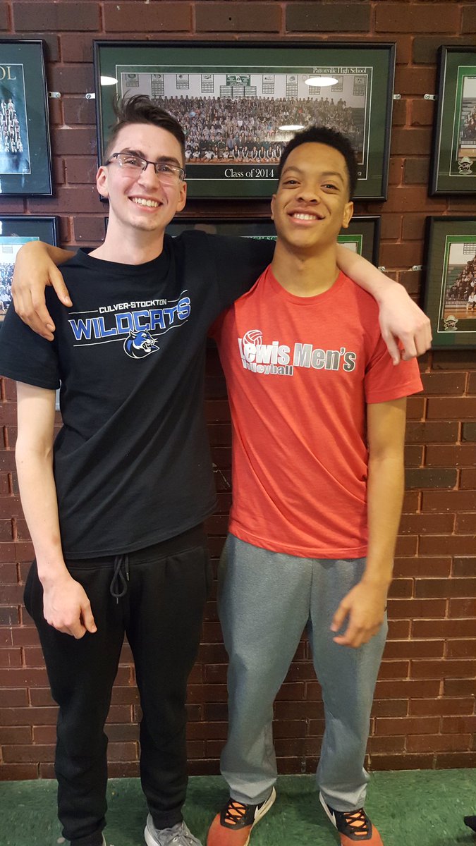 PHSPiratesVB's tweet photo. ✒Signing Day!!!✒

Congrats to Auston Bonte and Jake Richardson as they continue their education and volleyball careers!!! Auston will be attending Lewis University while Jake will be attending Culver Stockton!!! #ProudCoach @phsTODAY @CSCMensVolley @LewisMVBall https://t.co/vIgRwffWP2
