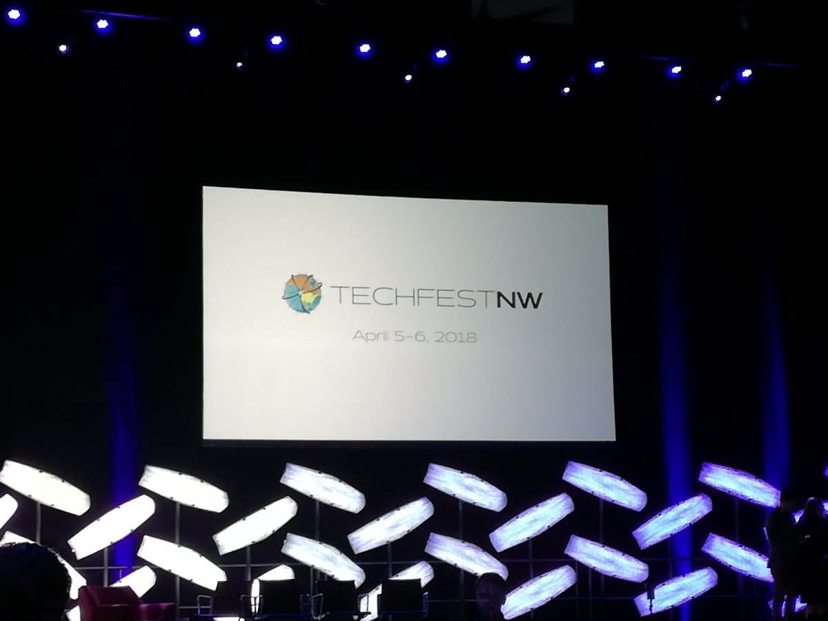 JoshuaH_MSFT's tweet photo. #TFNW18 Lots of great stuff! https://t.co/rYbEY6OkUc