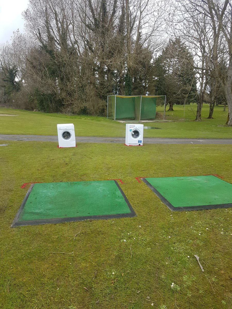 GolfShannon's tweet photo. Preparations underway for our Masters Fun challenge tomorrow evening in the club 😀🏌🏻‍♂️🏌🏻‍♀️⛳️ 🎯 #masters2018 #Masters @McIlroyRory #washingmachinechallenge #shannongolfclub @GUIGolf @ewenmurray77 @PGA_Ireland Who’ll walk away with the green jacket? 😀 https://t.co/IATOBX8uTJ