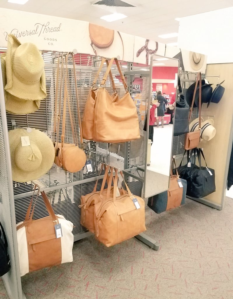 alexa_triplett's tweet photo. Come in & shop accessories @ Altoona Today! #cartwheeldeal #universalthread #revamped https://t.co/ApTYMpNVmX
