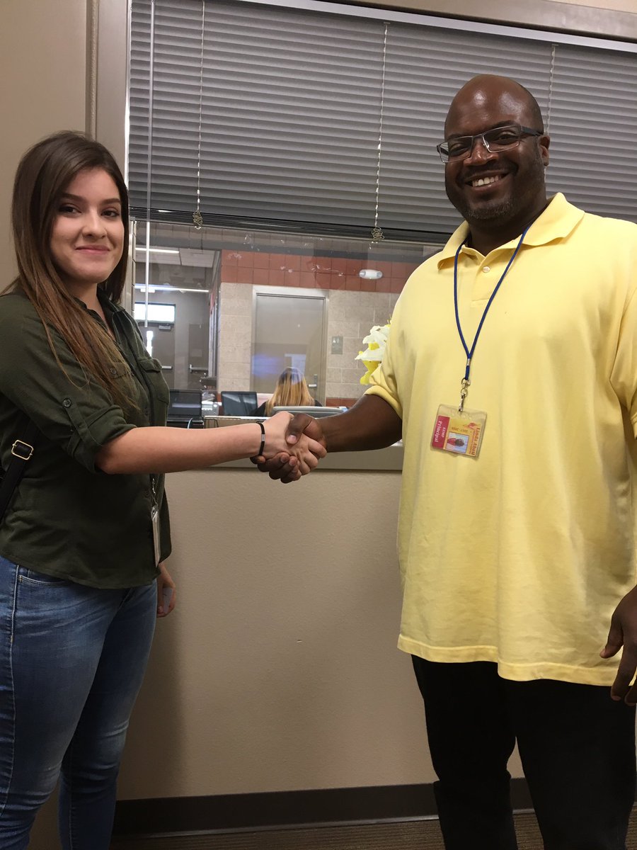 AbrilAcademy's tweet photo. So proud Yixel for meeting the graduation requirements at #LAEA. Another success story @PhoenixUnionHS @MrKemp2011 @LouieK8437 #everymatters https://t.co/TqeJYRWevO