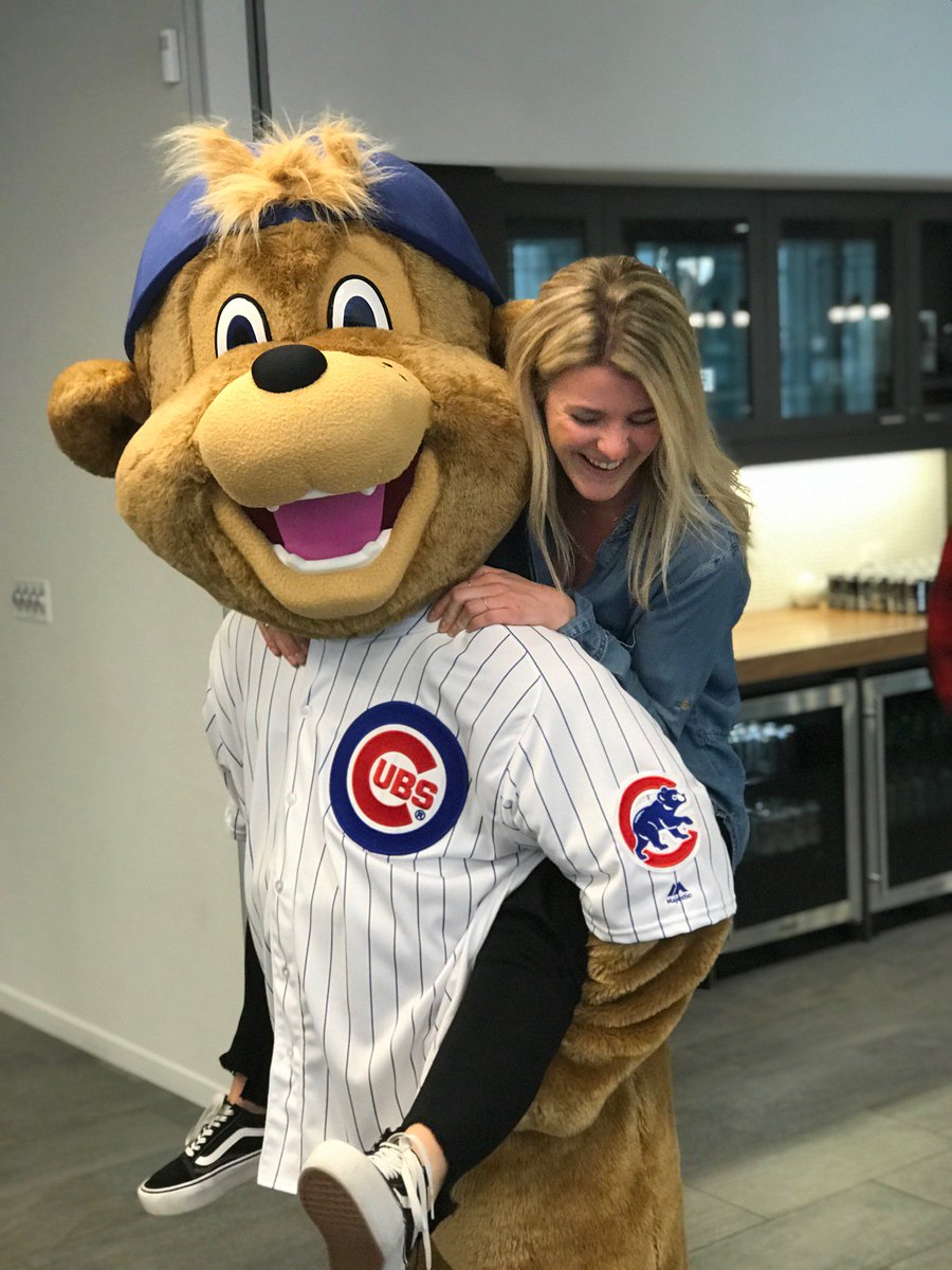 GrantThorntonUS's tweet photo. Our Chicago office is kicking off the start of #Cubs baseball season with a little help from our favorite bear @ClarktheCub! #EverybodyIn https://t.co/3fKJHid6BP