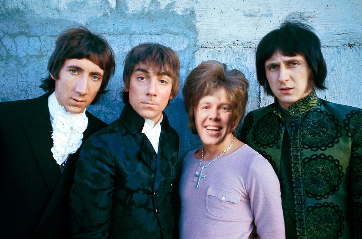 ChortlesWeakly's tweet photo. @acmills237 @bkben3 Oh rly #DREWHO https://t.co/XOitkfgLgs