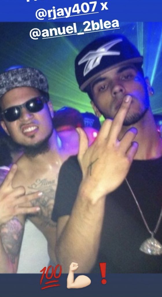 SincerelyJuls_'s tweet photo. Free the real! #FreeRjay #FreeAnuel https://t.co/ahOUnmgzjj