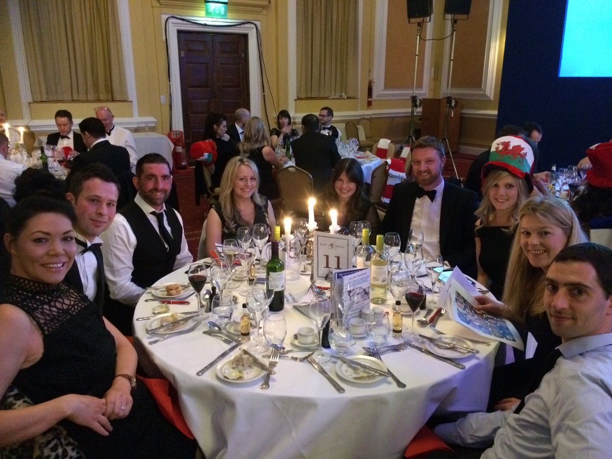 CardiffLS's tweet photo. Let’s the fun begin at the Kids Out dinner quiz of #Cymru @KidsOut https://t.co/r8oWJ5LjJU