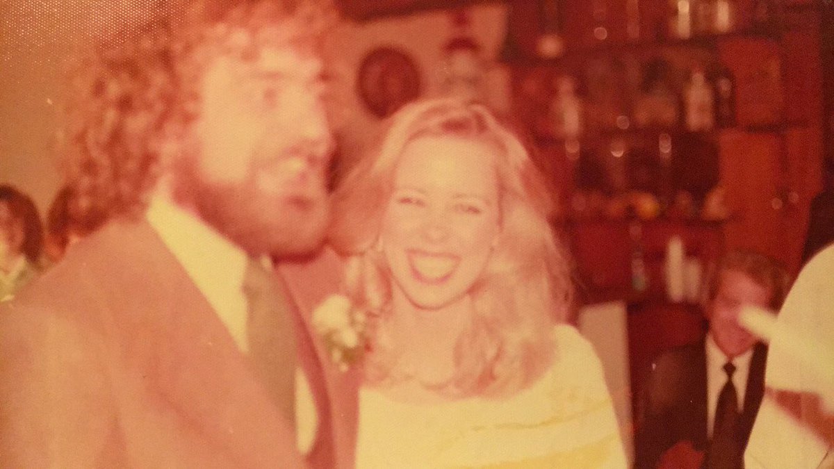 ItsApplewhite's tweet photo. I’ll love you always Momma, N.M.W. https://t.co/vagaUU8zuS