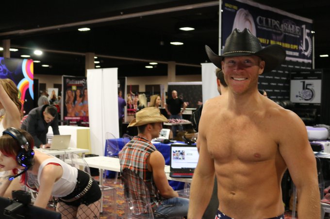 Spotted @JaredNation69 at the @chaturbate  booth @EXXXOTICA ! https://t.co/6VS9g4mZEV<a class="tags" target="_blank" title="On Twitter" href="/?out=eyJ0eXAiOiJKV1QiLCJhbGciOiJIUzUxMiJ9.eyJpYXQiOjE3MjE4NDAwNjQsImlzcyI6InR3cG9ybnN0YXJzLmNvbSIsIm5iZiI6MTcyMTg0MDA2NCwiZXhwIjoxNzUzMzc2MDY0LCJyZWRpcmVjdF91cmwiOiJodHRwczovL3R3aXR0ZXIuY29tL0phcmVkTmF0aW9uNjkifQ.LEpJ3JM6DCA1axlsBN5AEdMz--4NvyS7Wl-LHuVwzTAfCnT9esLconTdXyXfD1S8kK3FEAVWBs_84KsJ1oLbGQ">@JaredNation69</a><a class="tags" href="/tag/chaturbate">@chaturbate</a><a href="/tag/mondaymotivation"class="tags"><span>#mondaymotivation</span></a><a href="/tag/daddy"class="tags"><span>#daddy</span></a>