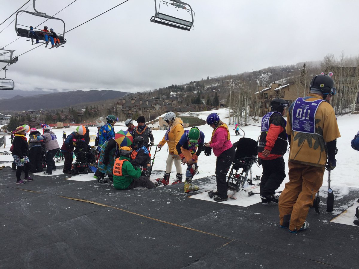 One final day of fun in the snow at the @DAVHQ #WSC2018. So many outstanding volunteers for these Veterans to enjoy the slopes at #Snowmass #WinterSportsClinic
