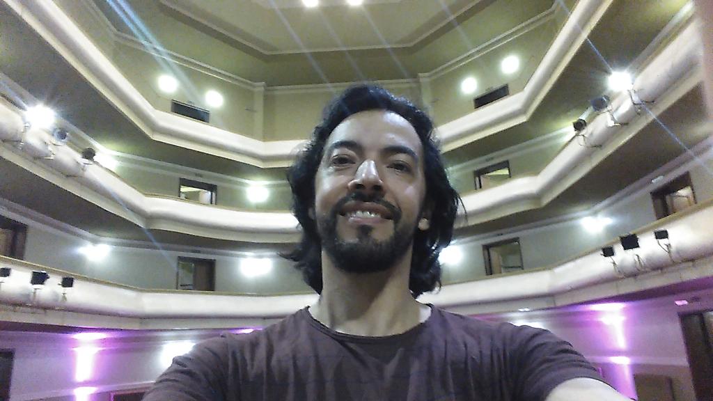 ActorSebastian's tweet photo. #MINAS POR SIEMPRE BONITA, PERO MÁS LINDA EN #ABRIL... Y su teatro tuvo ayer una gran función de #FALLADAS
#Gracias https://t.co/zQ9MchfcFN