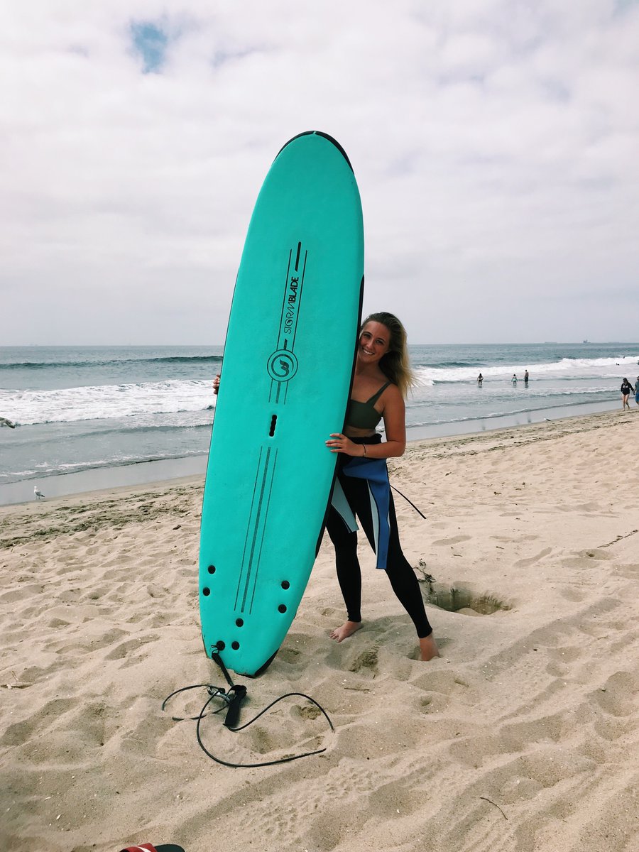 OhioUPiPhi's tweet photo. Wishin we had these views every morning 🌊🌸#Piphi #OhioAlpha https://t.co/8fNzNSliDs