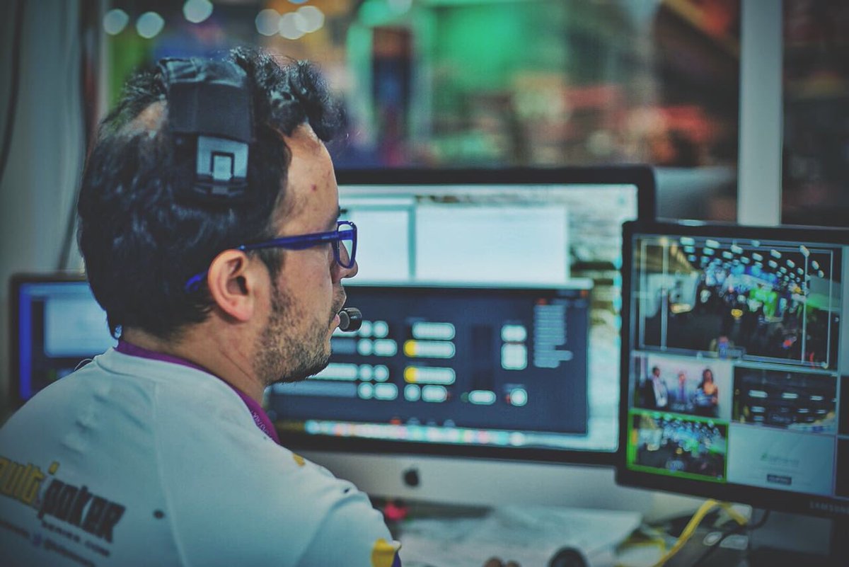 Así fue el segundo día de la #Feria Americana de Juegos de Azar #FAJDA2018 con <a href="/MundoVideo/">Mundo Video</a>. #Detrasde #Streaming #Produccion #Entretenimiento #Juegosdeazar #Gaming #Tecnologia #OsaImagen