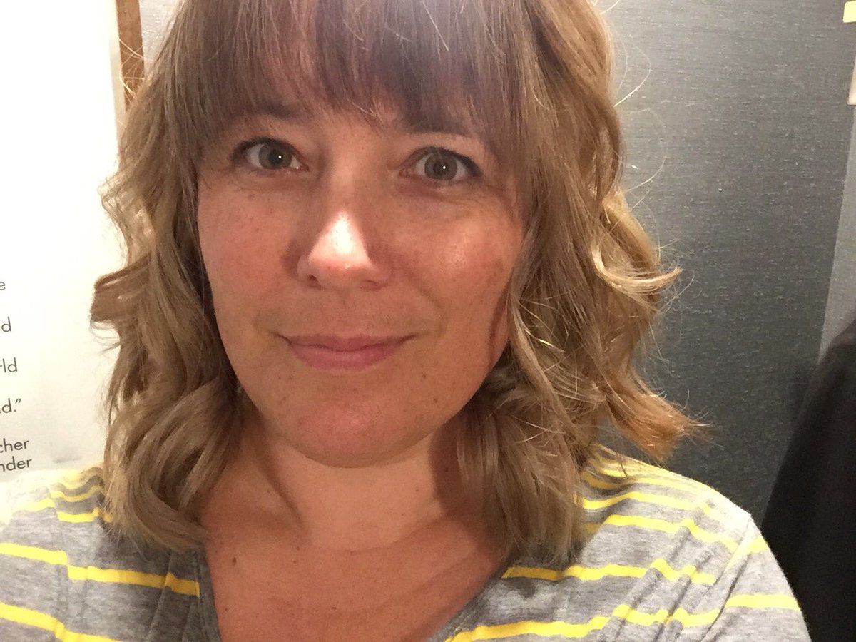 thesleepyteach's tweet photo. 15 inched gone #choppedit #haircut #style #balayage #lighten #short #curls #beachwaves #bangs. Check out the before and after #aveda #gilarut #hair #rtw https://t.co/gP6mHQoJZd