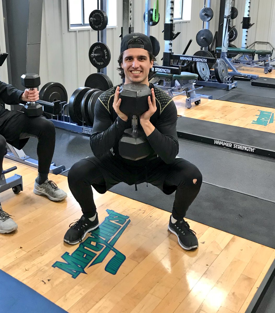 tylergtravis's tweet photo. Happy Birthday to @HurstMensHockey @CoreyCaruso64 #BirthdayWorkouts πͺ https://t.co/68et8jDmLf