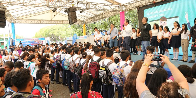 Descubre lo que se vivió en el Festival de Plataformas Educativas y Redes Sociales, aquí ⤵️
bit.ly/2ICbAMG 👈
Visita: tecnacional.edu.ni 💻