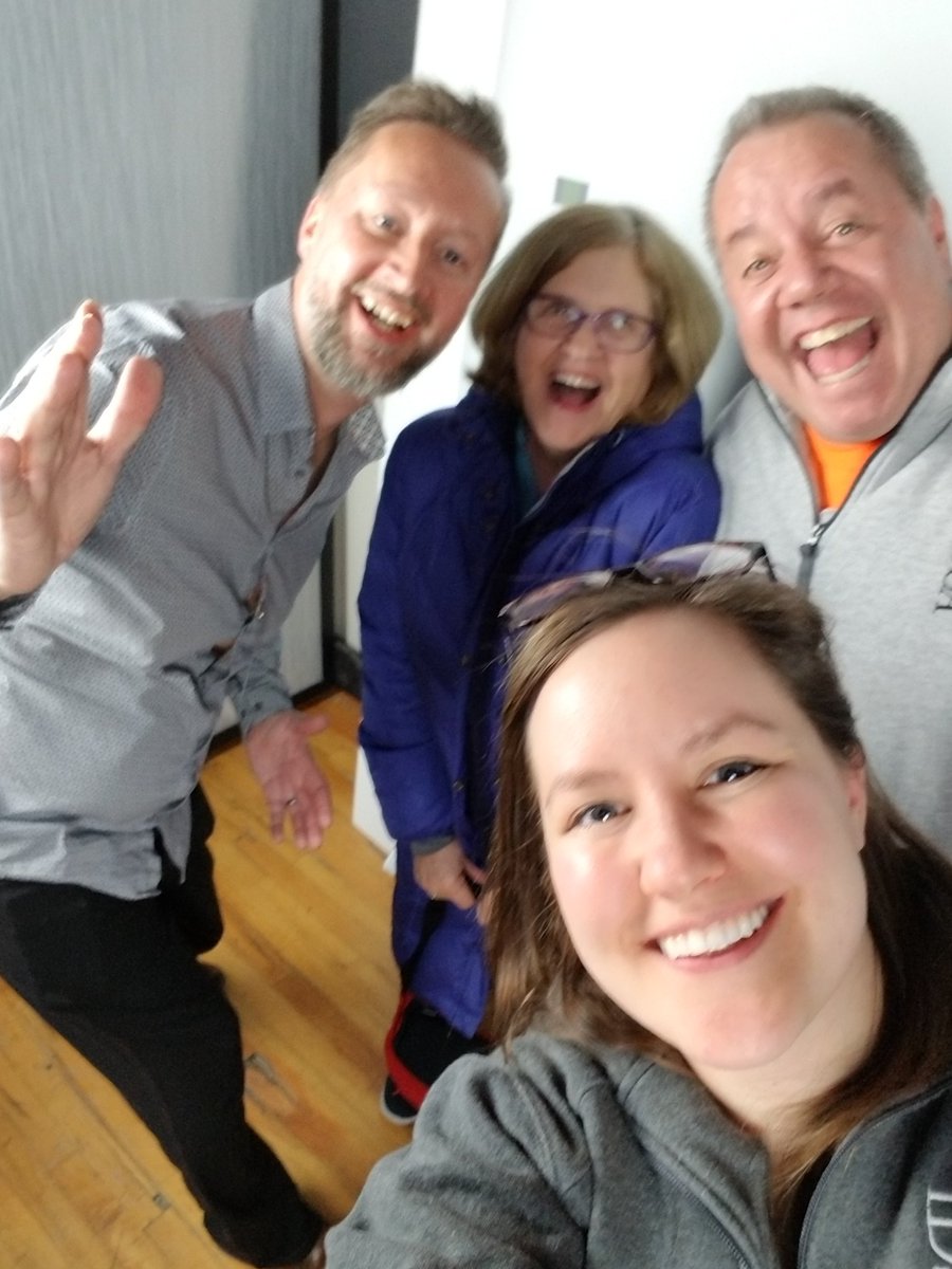 IDSA's tweet photo. IDSA  hit up the selfie station @teamsdesign #IDSAMWDDC https://t.co/5KUDp11IMj