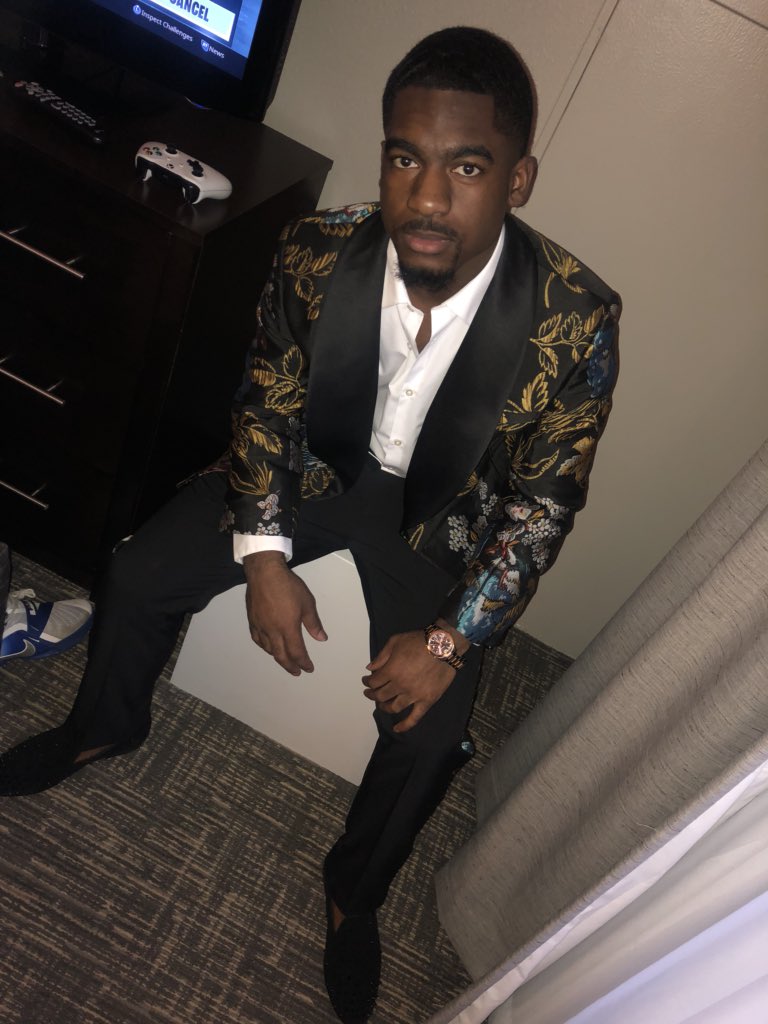 ericcaevans's tweet image. #TheWAYweDrip🤤🤫