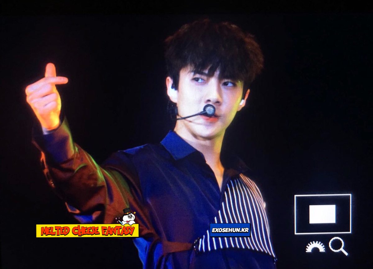 exosehunkr's tweet photo. 180406 SMT IN DUBAI 
❣️오 세 훈 y e s❣️

#PremiosMTVMiaw #MTVBRKPOPEXO @weareoneEXO https://t.co/AKFAGBxg6e