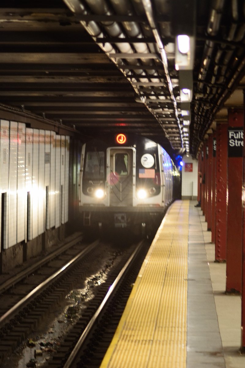 TWWiFi's tweet photo. Don't miss the Train Operators Workshop this Saturday and Sunday at the @NYTM! Control a NYC Subway car and operate it over virtual miles of track, using our very realistic software. https://t.co/tFHXzJSRem #nyc #nytm https://t.co/P3vynemP85