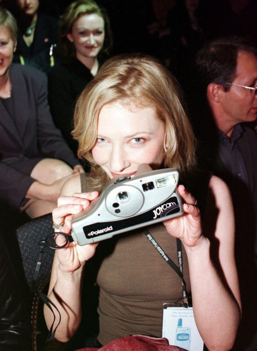 Catelandishere's tweet photo. Thanks to @bestofcate fir the images
4 LAST DAYS TO JOIN THE CATE BLANCHETT BIRTHDAY PROJECT #CBBP #CBBP18 https://t.co/OlLsgXdhDy