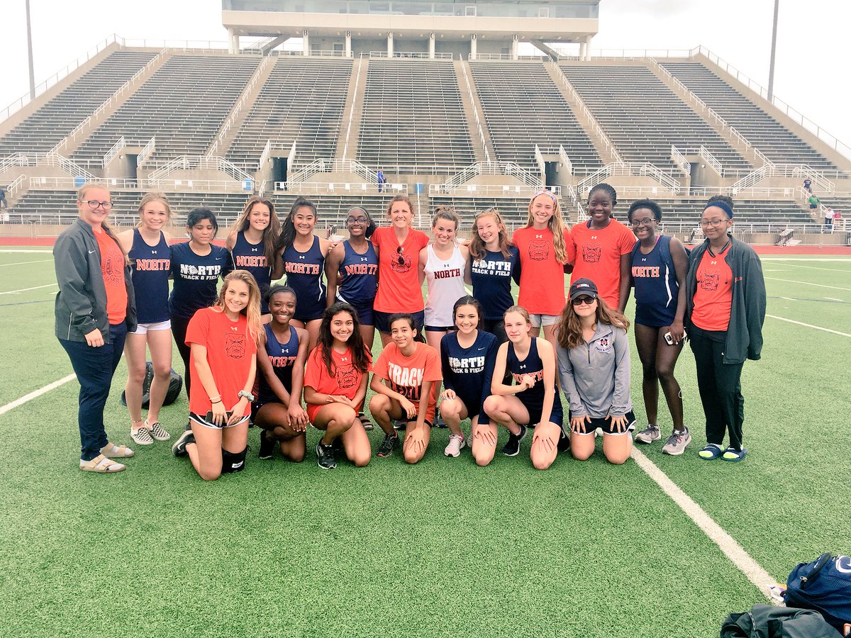jrichardsNORTH's tweet photo. The girls by grade ... LOVE how much they LOVE their teammates and this sport. Hard word pays off! #nodaysoff #mnhstrack https://t.co/DPAyyh7iR9