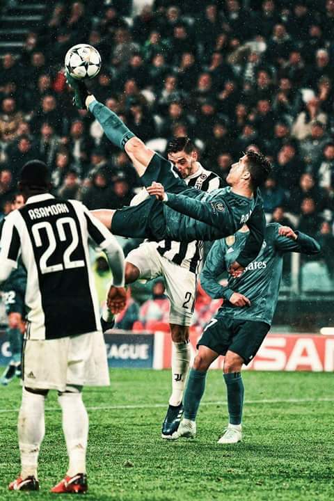 JUANJOSESOLISH2's tweet photo. @realmadrid @Cristiano  https://t.co/vPow7QZlUA