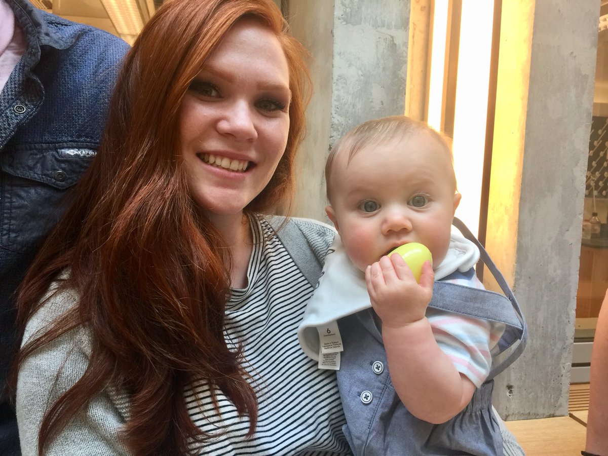 WuestLab's tweet photo. We found the cutest egg hunter at the finale of the #emchemhunt !! https://t.co/MLOo4Jqw9h